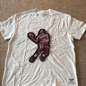 Michael Jordan Tapestry White Short Sleeve Tee. Size L